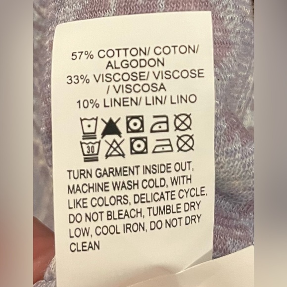 Lucky Brand women’s size small petite top. - Picture 5 of 10